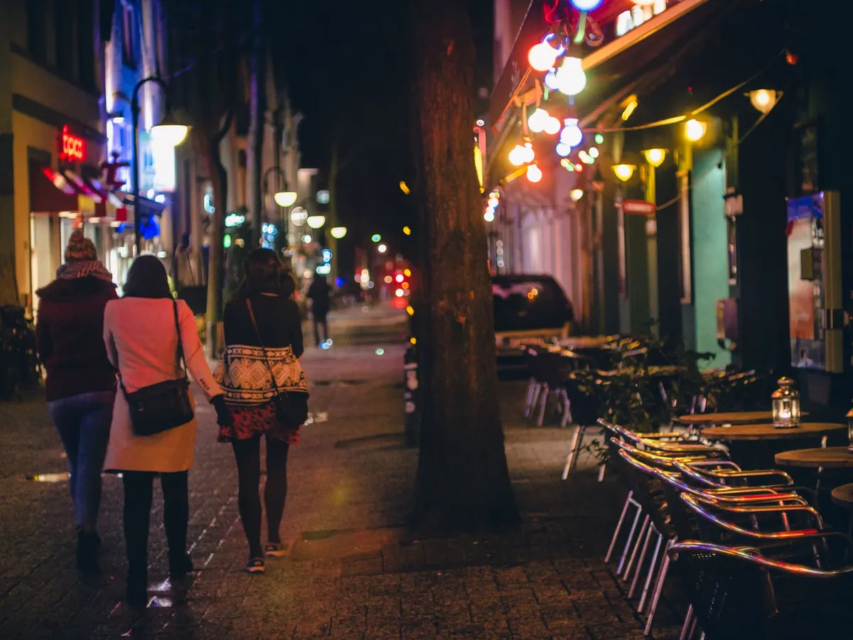 How to Plan a Safe Night Out in London: A Step-by-Step Guide for First-Timers