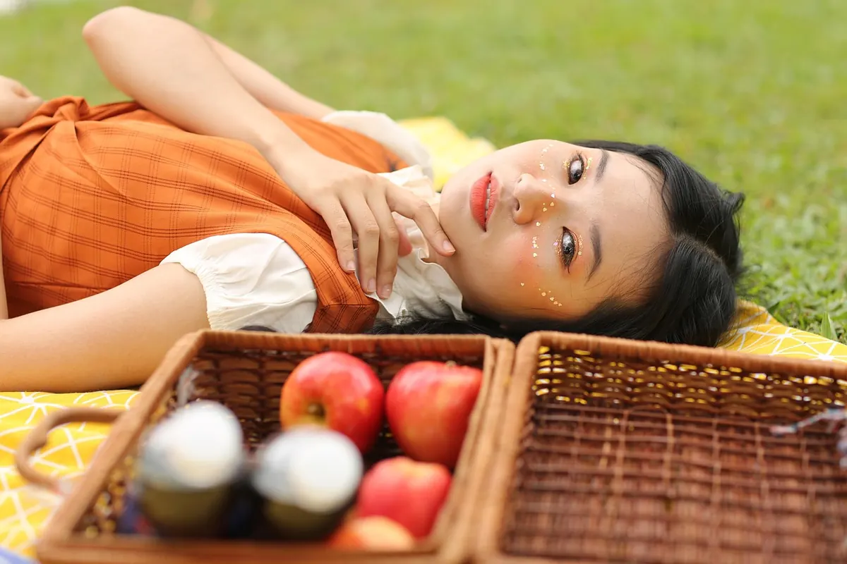The Evening Picnic Checklist: What to Pack for a Summer Sunset Meal